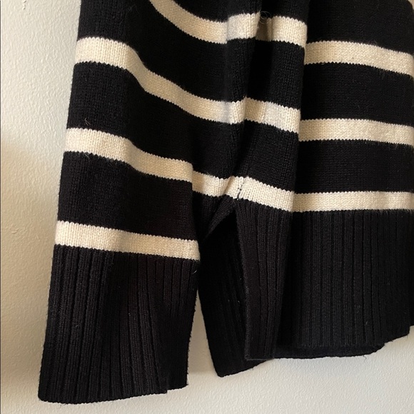 Zara|Black and Cream Striped Zip Turtleneck Sweater|Medium|EUC - Picture 5 of 8